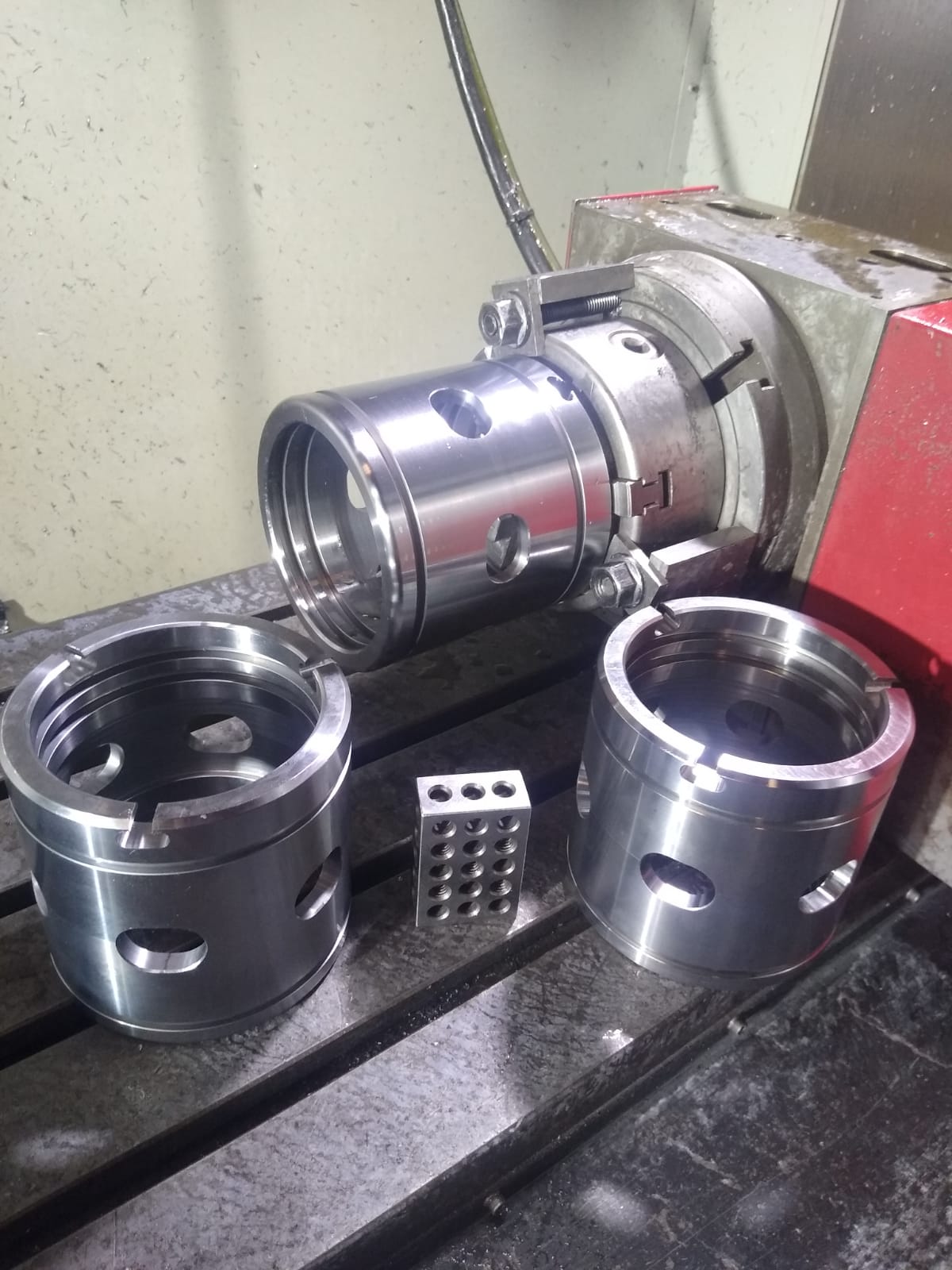 Bujes industriales maquinados por MAKINTECH